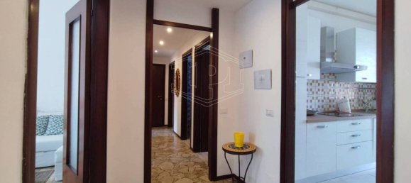 Apartamento de 2 dormitorios en Vimodrone, Italy No. 340522 14