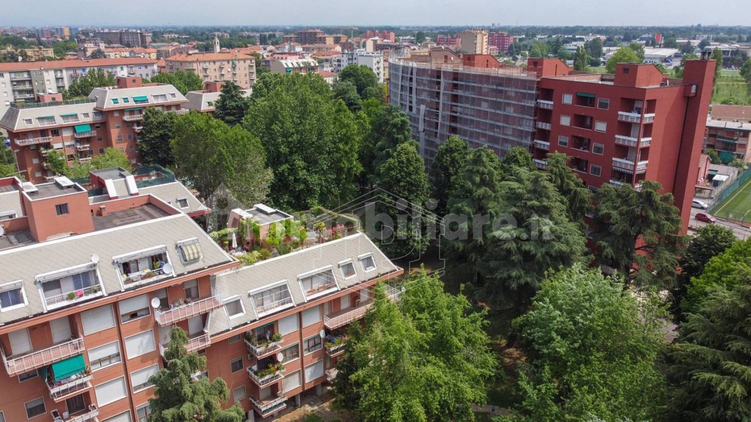 Apartamento de 2 dormitorios en Vimodrone, Italy No. 340522