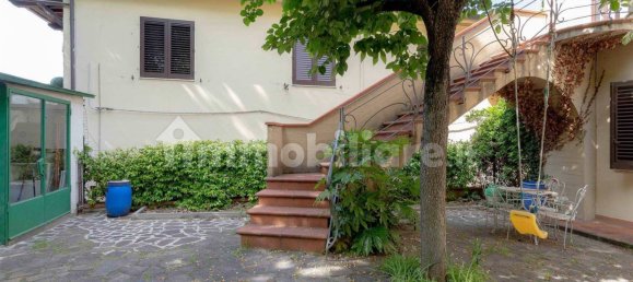 6 غرف نوم فيلا في Signa, Italy رقم 72915 45