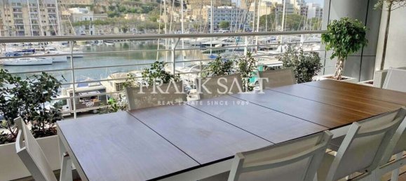 3 chambres Appartement à Ta' Xbiex, Malta No. 11365 8