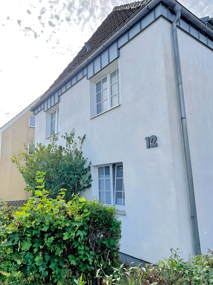 Casa de 7 habitaciónes en Nienburg, Germany No. 219268