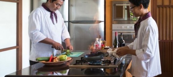 5 Schlafzimmer Villa in South Kuta, Indonesia, Nr. 2932 12