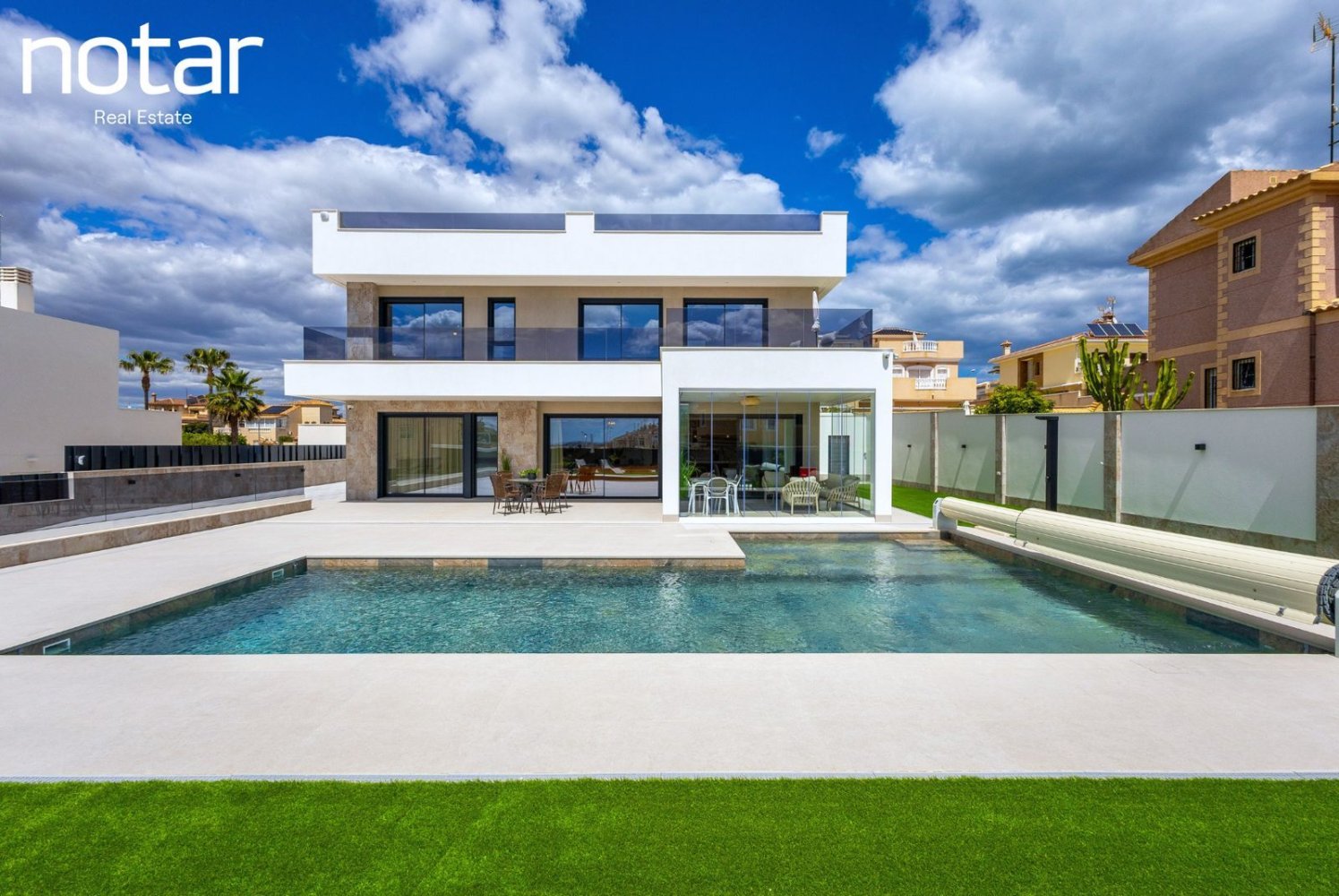234m² villa à vendre à Torrevieja, Alicante, Valencian Community, Spain № 369543