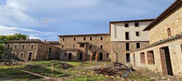 Casa de 50 divisões em Cinigiano, Italy N.º 35548 3