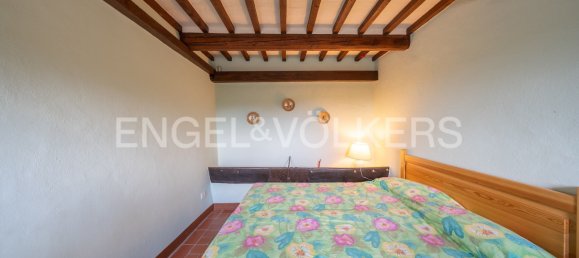 5 bedrooms House in Paciano, Italy No. 64941 22