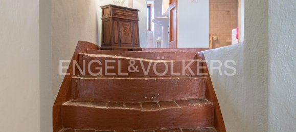 5 bedrooms House in Paciano, Italy No. 64941 17