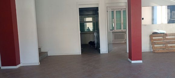 Коммерческая недвижимость 700м² в Риволи, Италия № 375251 29