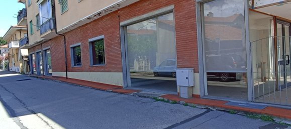 Коммерческая недвижимость 700м² в Риволи, Италия № 375251 10