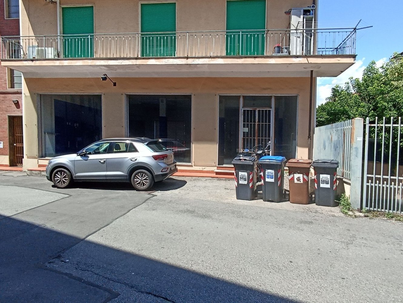 Коммерческая недвижимость 700м² в Риволи, Италия № 375251