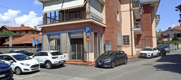 Коммерческая недвижимость 700м² в Риволи, Италия № 375251 9