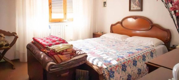 4 rooms Apartment in Cecina, Italy No. 82860 6