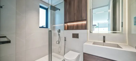 5 bedrooms Warehouse in Jumeirah Park, UAE No. 105963 4