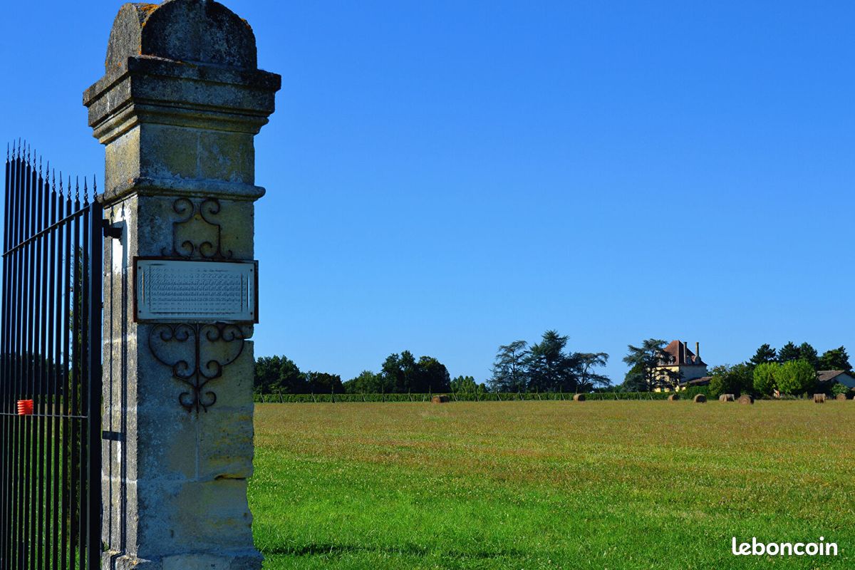  قطعة أرض في Libourne, France 400متر مربع رقم 340718