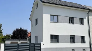 Casa de 7 habitaciónes en Wiener Neustadt, Austria No. 171796