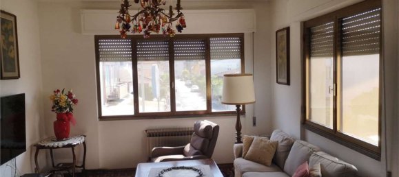 8-salle Appartement à Viareggio, Italy No. 92504 9