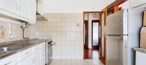 5 bedrooms Villa in Sintra, Portugal No. 143642 8