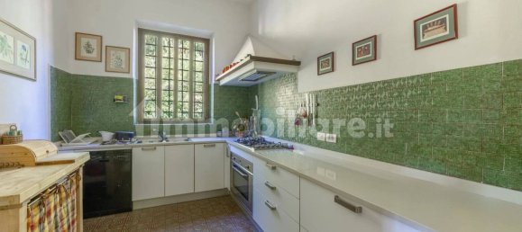 9 bedrooms House in Pontassieve, Italy No. 262332 11