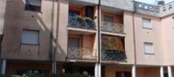 3 rooms Apartment in Robecchetto con Induno, Italy No. 59929 16