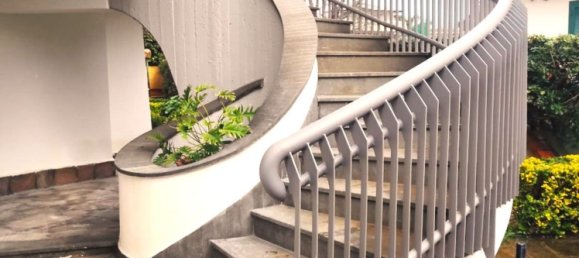 Villa de 10 habitaciónes en Marigliano, Italy No. 8794 6