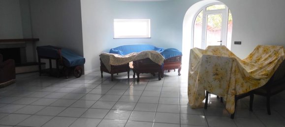 Villa de 10 habitaciónes en Marigliano, Italy No. 8794 13