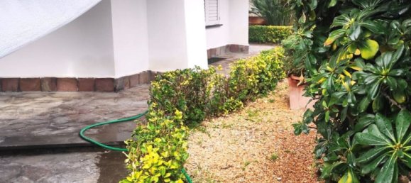 Villa de 10 habitaciónes en Marigliano, Italy No. 8794 4