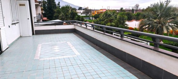 Villa de 10 habitaciónes en Marigliano, Italy No. 8794 31