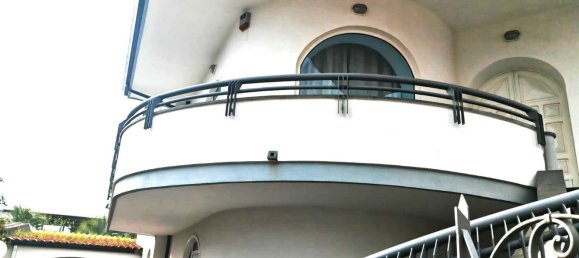 Villa de 10 habitaciónes en Marigliano, Italy No. 8794 18