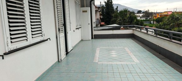 Villa de 10 habitaciónes en Marigliano, Italy No. 8794 30