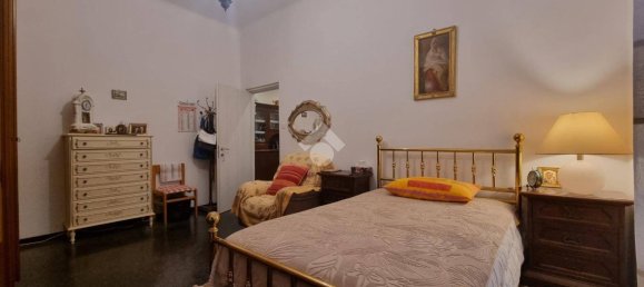 Квартира с 2 спальнями в Генуя, Италия № 233605 5