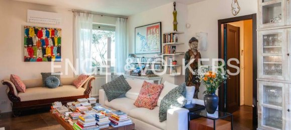 4 bedrooms Villa in La Morra, Italy No. 109128 5