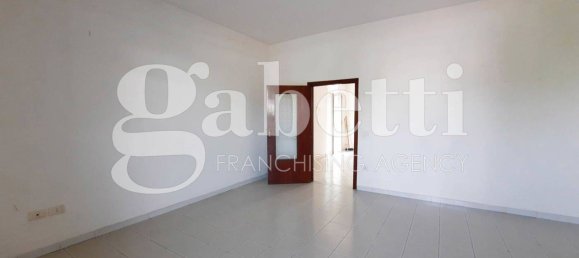 3 bedrooms Villa in Giugliano in Campania, Italy No. 101764 20