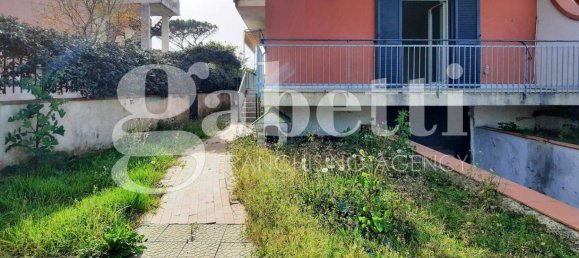 3 bedrooms Villa in Giugliano in Campania, Italy No. 101764 45