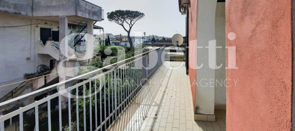 3 bedrooms Villa in Giugliano in Campania, Italy No. 101764 40