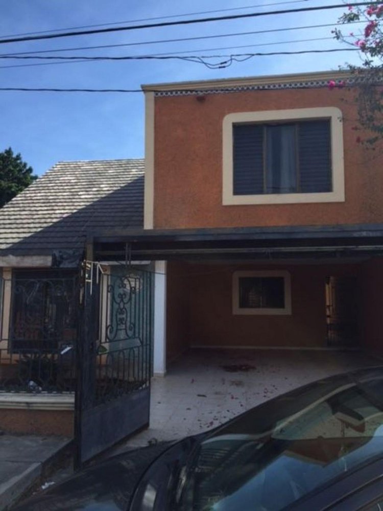 Casa de 4 dormitorios en Yucatán, Mexico No. 168086