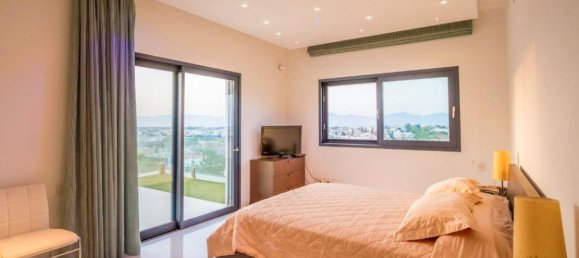 7 bedrooms Villa in Nicosia, Cyprus No. 1873 15