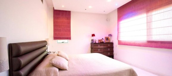 7 bedrooms Villa in Nicosia, Cyprus No. 1873 13