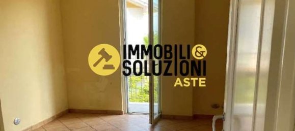 6 rooms House in Bianzè, Italy No. 13352 6