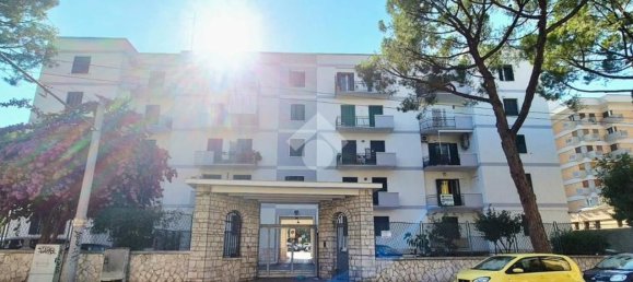 2غرفة شقة في Bari, Italy رقم 293342 4