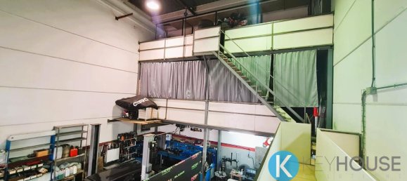 195m² Warehouse in Camarma de Esteruelas, Spain No. 164608 8