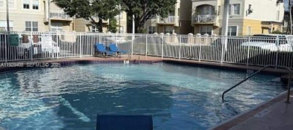 3 bedrooms Duplex for sale in Miami, Miami-Dade, Florida, USA № 614742 8
