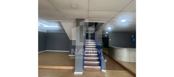 1721m² Commercial property in Fuenlabrada, Spain No. 191148 13