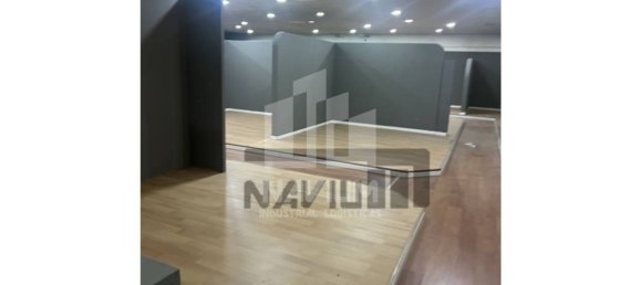 1721m² Commercial property in Fuenlabrada, Spain No. 191148 19