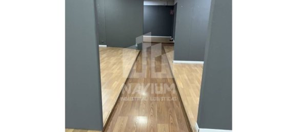 1721m² Commercial property in Fuenlabrada, Spain No. 191148 7