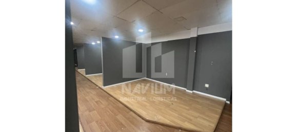 1721m² Commercial property in Fuenlabrada, Spain No. 191148 15