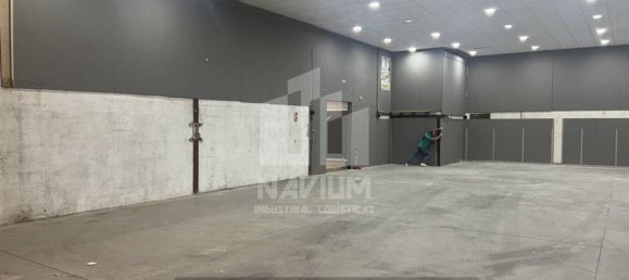 1721m² Commercial property in Fuenlabrada, Spain No. 191148 21