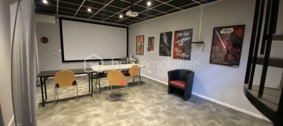 Коммерческая недвижимость 129м² в Пон-де-Шерюи, Франция № 355413 4