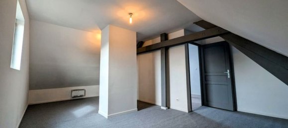 5 bedrooms House in Isbergues, France No. 310362 3