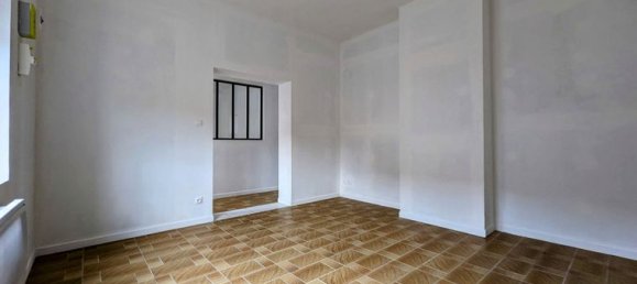 5 bedrooms House in Isbergues, France No. 310362 4