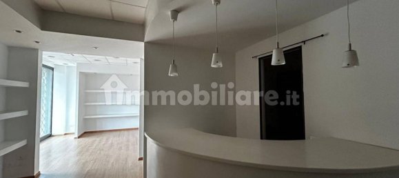 2 rooms Commercial property in Rome, Italy No. 217928 19