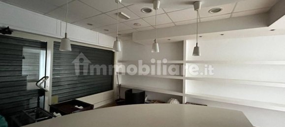 2 rooms Commercial property in Rome, Italy No. 217928 23